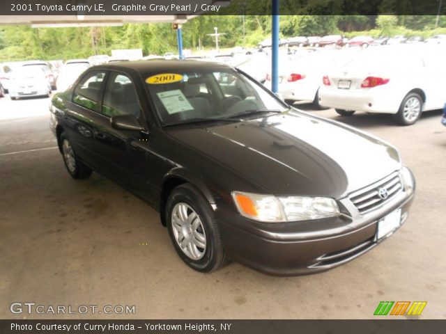 2001 Toyota Camry LE in Graphite Gray Pearl