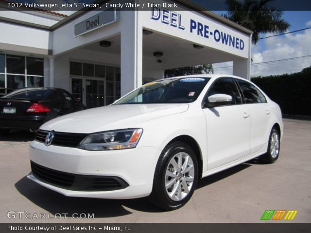 2012 Volkswagen Jetta SE Sedan in Candy White