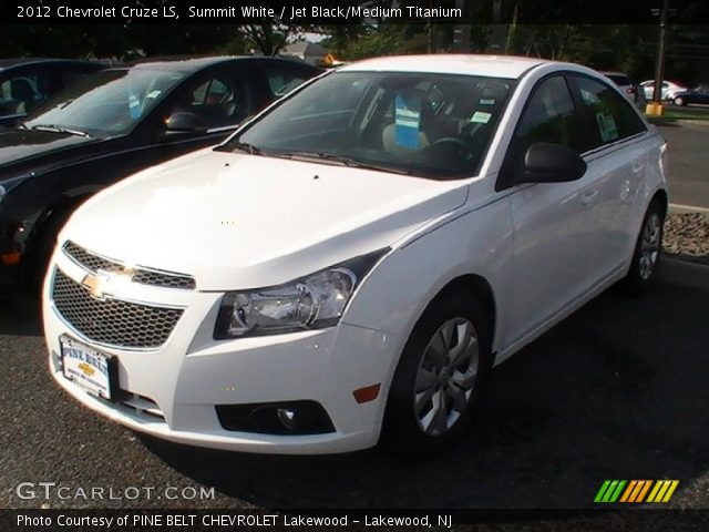 2012 Chevrolet Cruze LS in Summit White