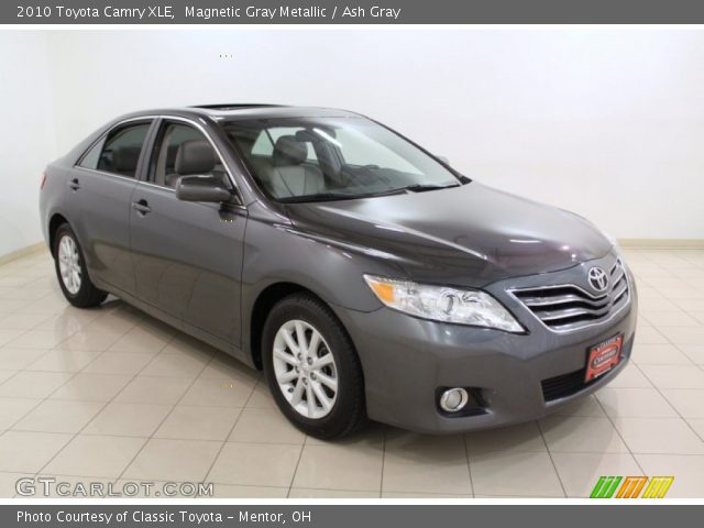 2010 Toyota Camry XLE in Magnetic Gray Metallic
