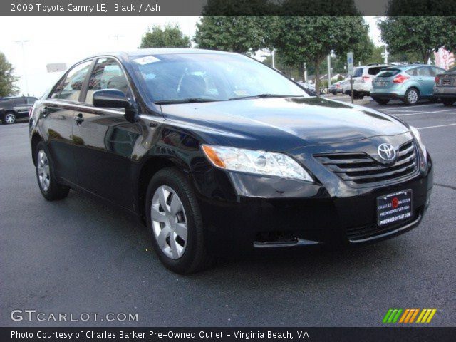 2009 Toyota Camry LE in Black