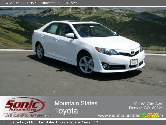 2012 Toyota Camry SE in Super White