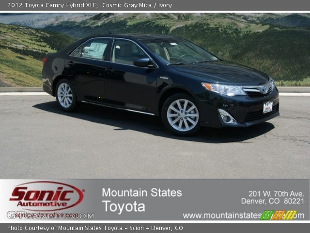 2012 Toyota Camry Hybrid XLE in Cosmic Gray Mica