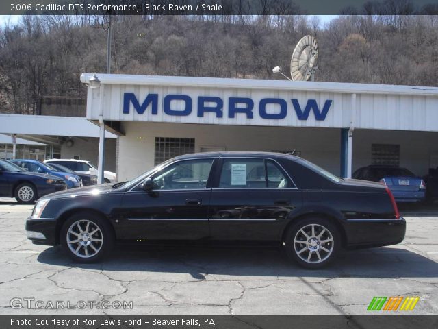 2006 Cadillac DTS Performance in Black Raven