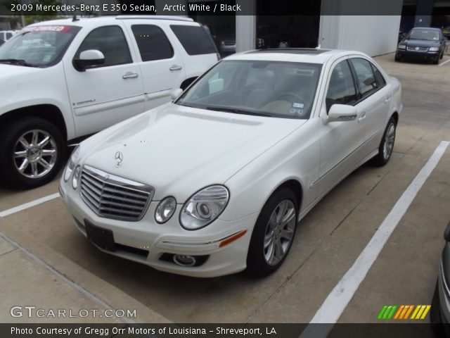 2009 Mercedes-Benz E 350 Sedan in Arctic White