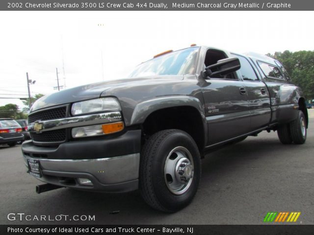 2002 Chevrolet Silverado 3500 LS Crew Cab 4x4 Dually in Medium Charcoal Gray Metallic
