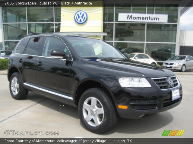 2005 Volkswagen Touareg V6 in Black