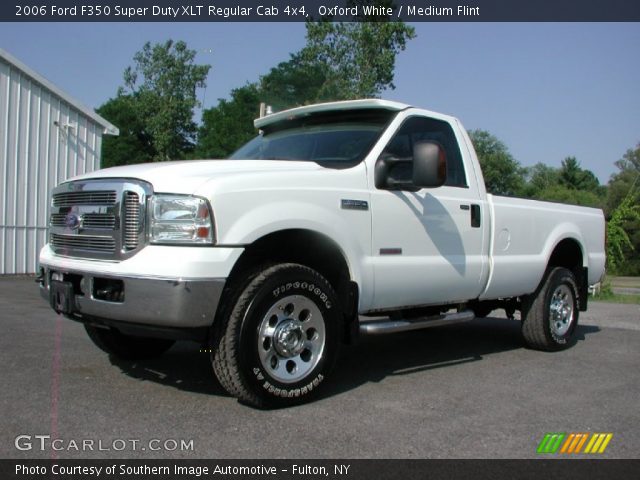 2006 Ford F350 Super Duty XLT Regular Cab 4x4 in Oxford White