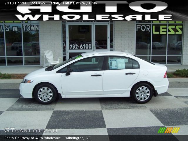 2010 Honda Civic DX-VP Sedan in Taffeta White