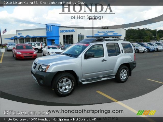 2010 Nissan Xterra SE in Silver Lightning Metallic