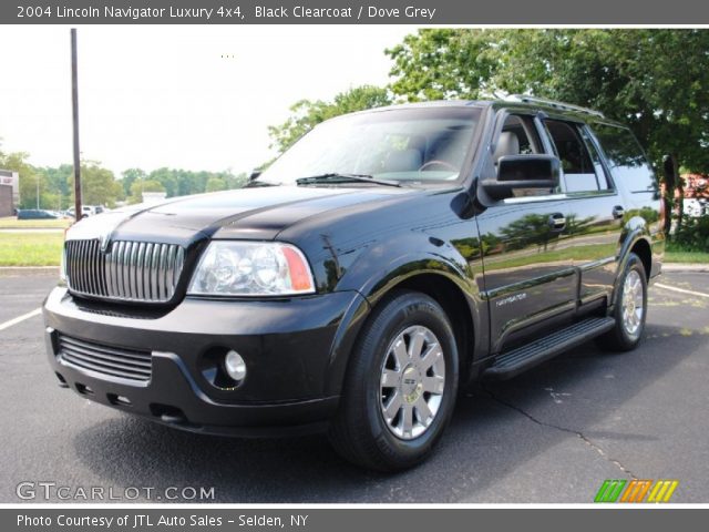 2004 Lincoln Navigator Luxury 4x4 in Black Clearcoat