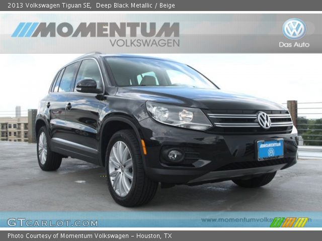 2013 Volkswagen Tiguan SE in Deep Black Metallic