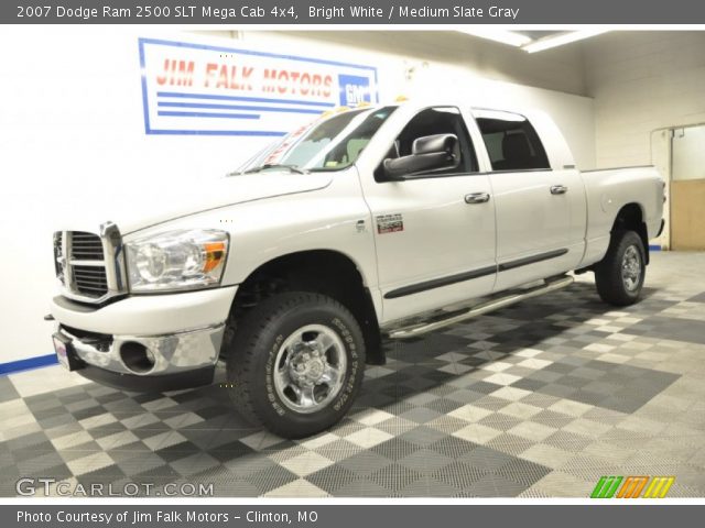 2007 Dodge Ram 2500 SLT Mega Cab 4x4 in Bright White