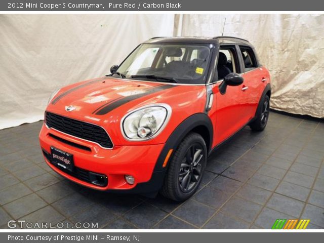 2012 Mini Cooper S Countryman in Pure Red