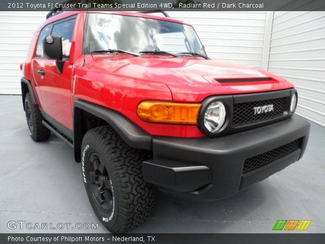 2012 Toyota FJ Cruiser Trail Teams Special Edition 4WD in Radiant Red
