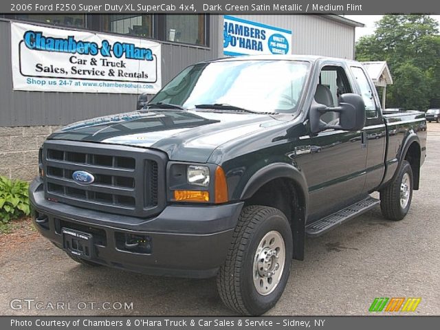 2006 Ford F250 Super Duty XL SuperCab 4x4 in Dark Green Satin Metallic