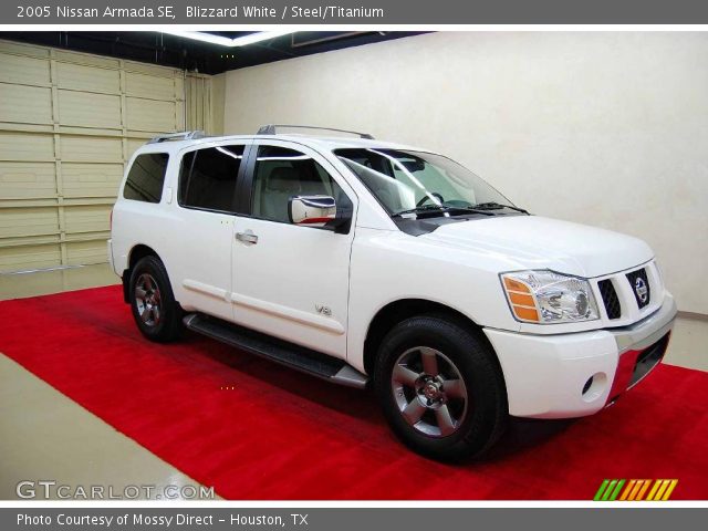 2005 Nissan Armada SE in Blizzard White