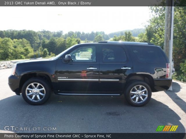 2013 GMC Yukon Denali AWD in Onyx Black