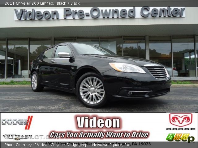 2011 Chrysler 200 Limited in Black