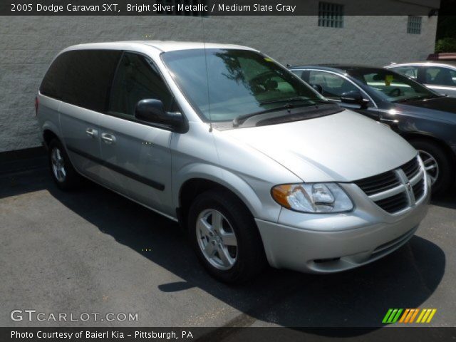 2005 Dodge Caravan SXT in Bright Silver Metallic