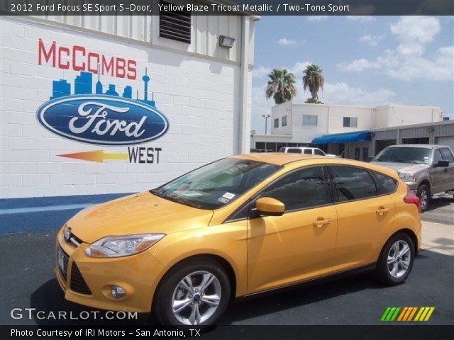 2012 Ford Focus SE Sport 5-Door in Yellow Blaze Tricoat Metallic