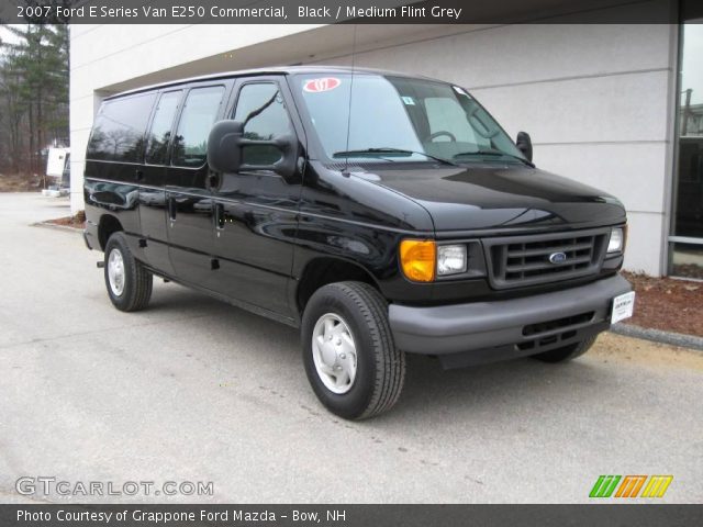 2007 Ford E Series Van E250 Commercial in Black