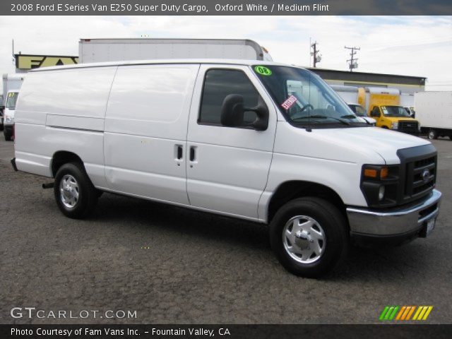 2008 Ford E Series Van E250 Super Duty Cargo in Oxford White