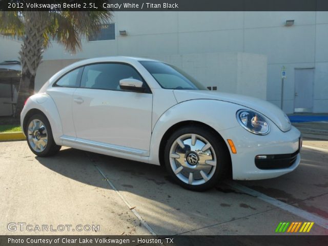 2012 Volkswagen Beetle 2.5L in Candy White