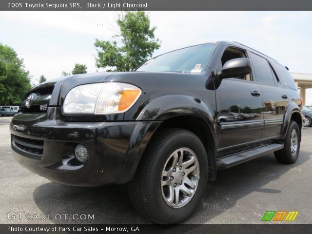 2005 Toyota Sequoia SR5 in Black