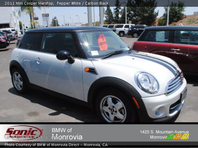 2011 Mini Cooper Hardtop in Pepper White