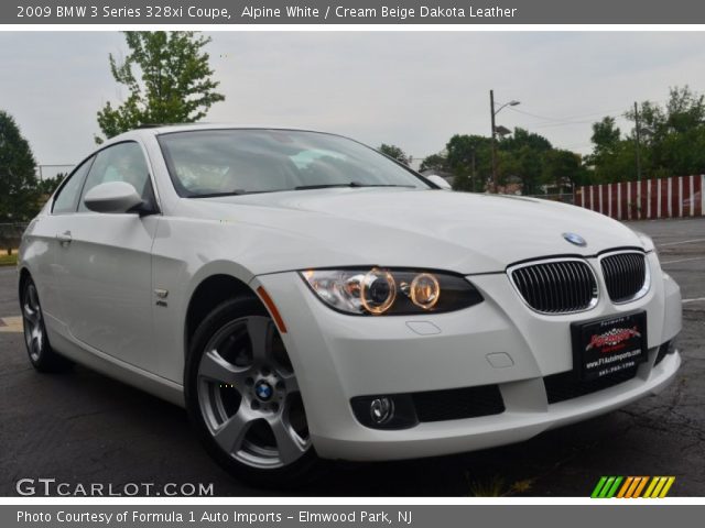 2009 BMW 3 Series 328xi Coupe in Alpine White