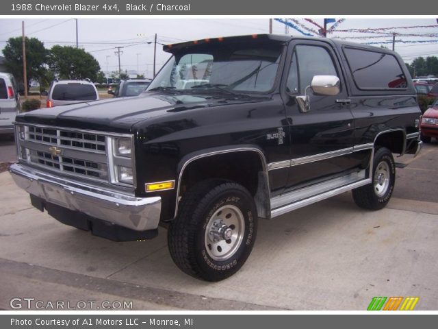 1988 Chevrolet Blazer 4x4 in Black
