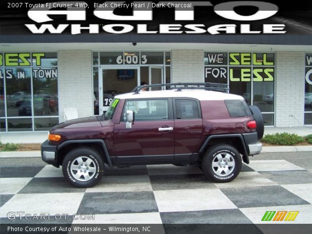 2007 Toyota FJ Cruiser 4WD in Black Cherry Pearl