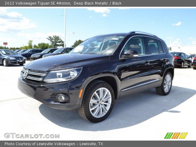 2013 Volkswagen Tiguan SE 4Motion in Deep Black Metallic