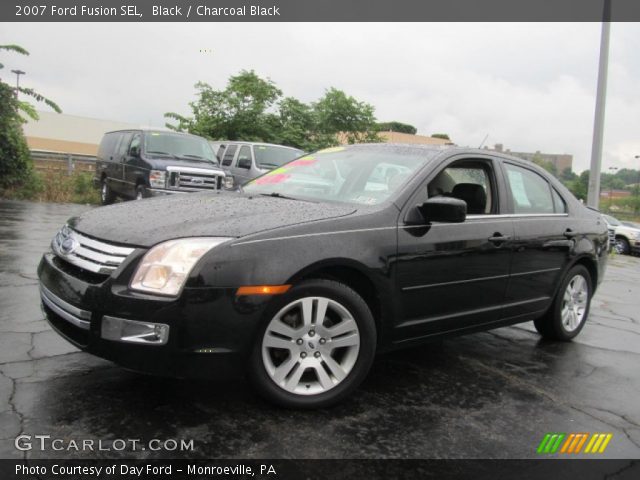 2007 Ford Fusion SEL in Black