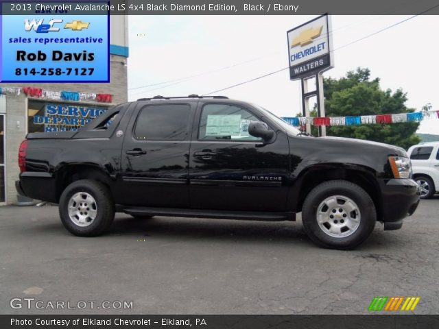 2013 Chevrolet Avalanche LS 4x4 Black Diamond Edition in Black