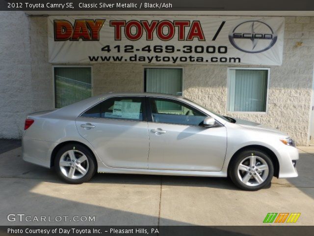 2012 Toyota Camry SE in Classic Silver Metallic