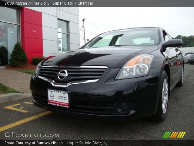 2009 Nissan Altima 2.5 S in Super Black