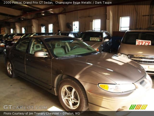 2000 Pontiac Grand Prix GT Sedan in Champagne Beige Metallic