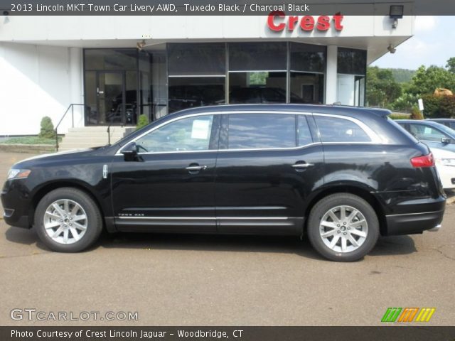 2013 Lincoln MKT Town Car Livery AWD in Tuxedo Black