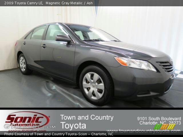 2009 Toyota Camry LE in Magnetic Gray Metallic