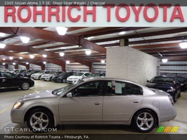2005 Nissan Altima 3.5 SE in Sheer Silver Metallic