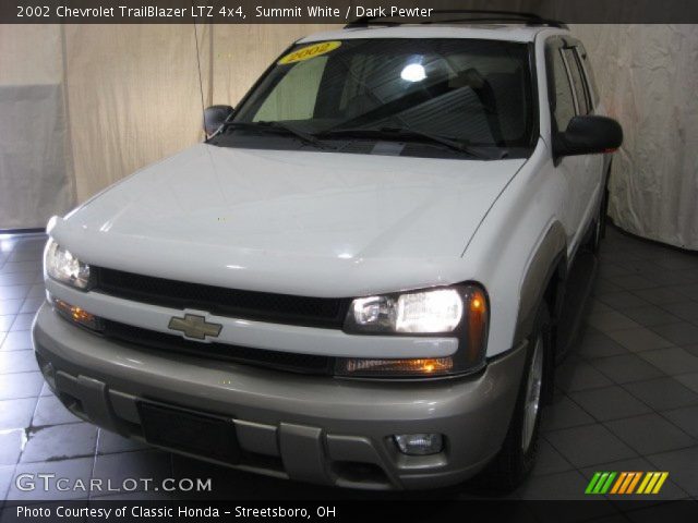 2002 Chevrolet TrailBlazer LTZ 4x4 in Summit White