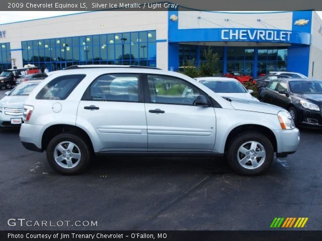2009 Chevrolet Equinox LS in Silver Ice Metallic