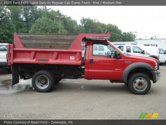 2005 Ford F450 Super Duty XL Regular Cab Dump Truck in Red