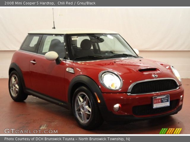 2008 Mini Cooper S Hardtop in Chili Red
