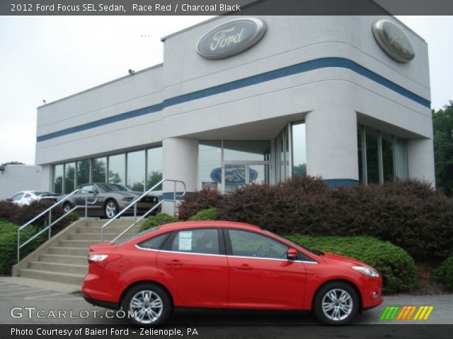 2012 Ford Focus SEL Sedan in Race Red