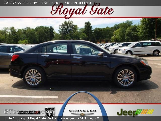 2012 Chrysler 200 Limited Sedan in Black