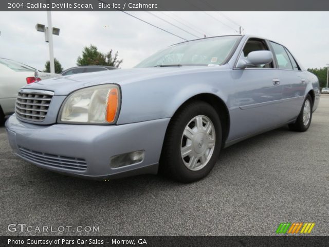 2004 Cadillac DeVille Sedan in Blue Ice