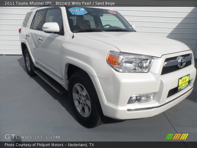 2011 Toyota 4Runner SR5 in Blizzard White Pearl